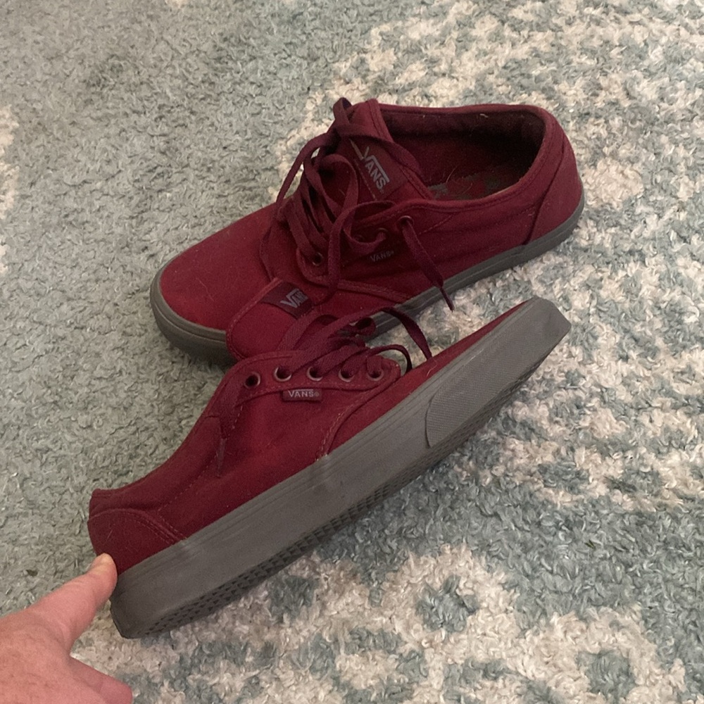 Maroon / grey mens size 10 Vans